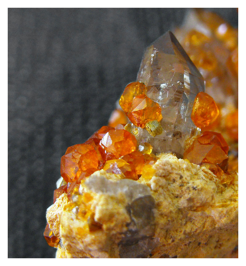 Spessartine Closeup 2.jpg