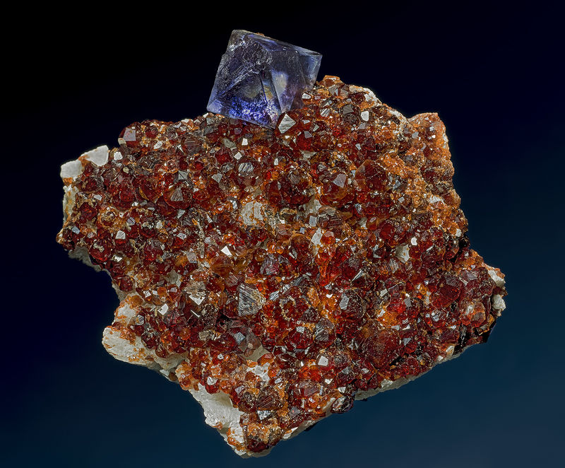 SpessartineFluorite.jpg