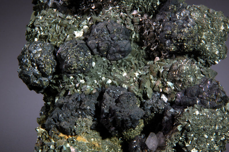 Sphalerite on marcasite - Shullsburg, Wisconsin.jpg