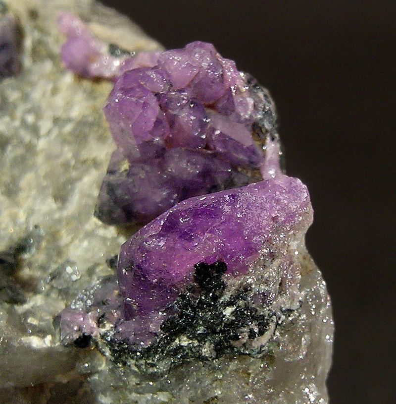 Strengite on Quartz - Kreuzberg_Pleystein_Oberpflzer Wald_Bavaria_Germany.jpg