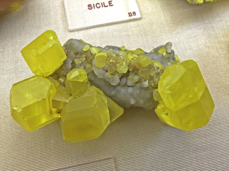 Sulfur01.jpg