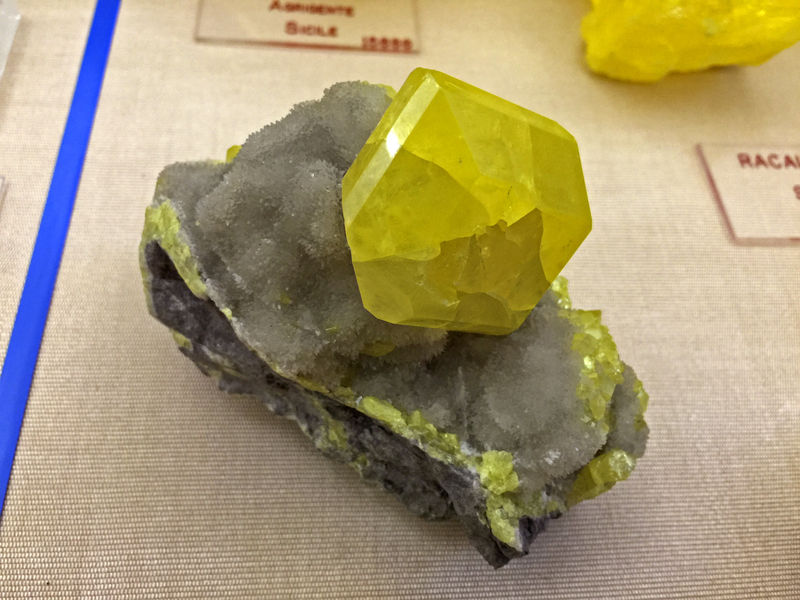 Sulfur03.jpg