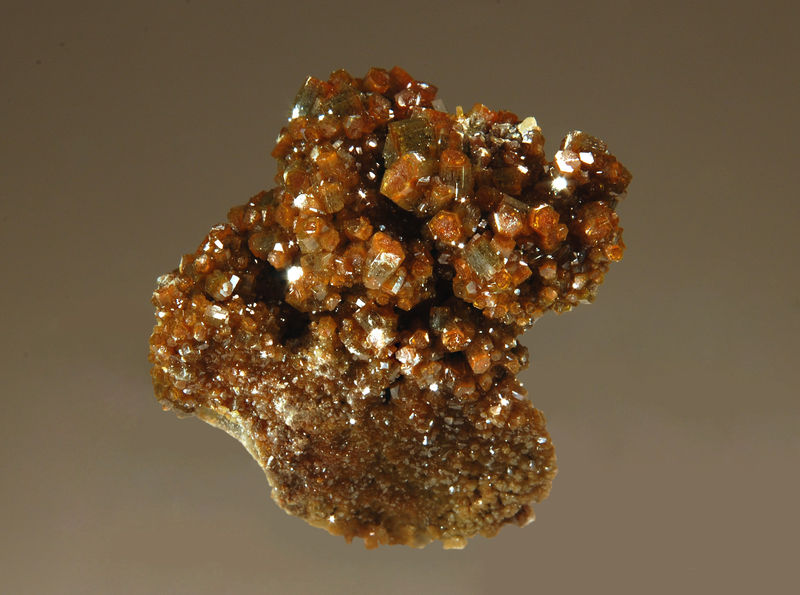 TN020 Vanadinite - Ramsey Mine, Arizona.jpg