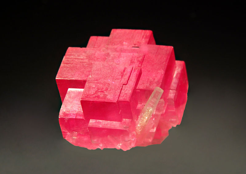 TN033 Rhodochrosite.jpg