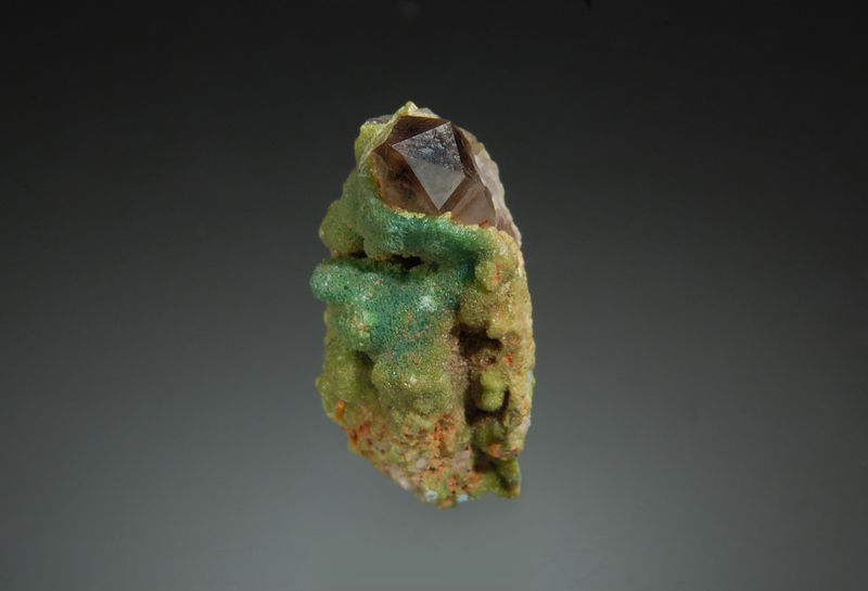 TN111 Quartz and Pyromorphite - Loudville, Hampshire Co., Massachusetts.JPG