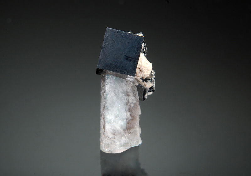 TN116 Bixbyite on Topaz - Cubical Claim, Thomas Range, Juab County, Utah.jpg