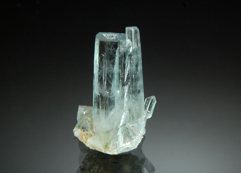 TN143 Barite - Stoneham, Weld County, Colorado.jpg