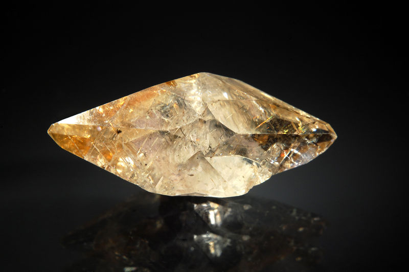 TN194 Calcite - Elmwood Mine, Carthage, Tennessee.jpg