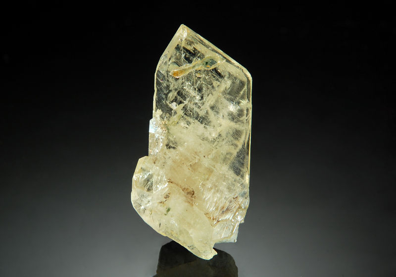 TN215 Montebrasite - Telirio Mine, Linopolis, Brazil.jpg