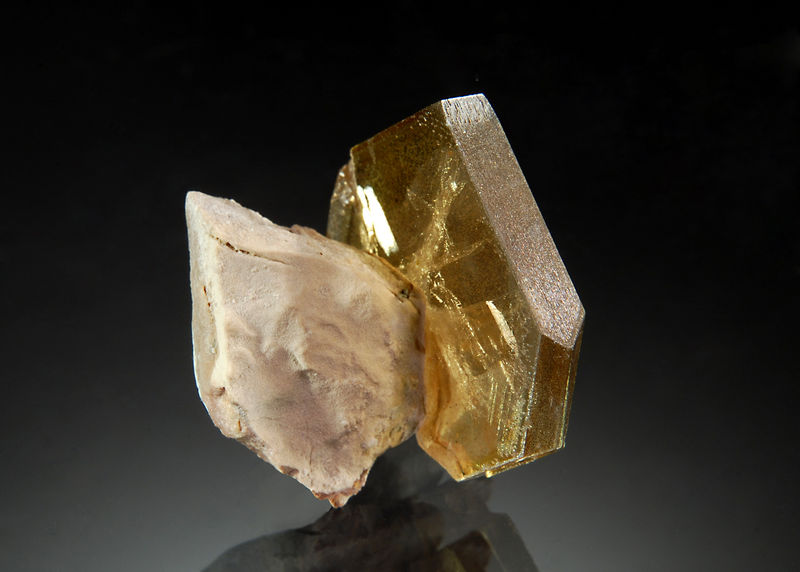 TN375 Barite - Cerro Warihuyn, Huanuco Dept., Peru.jpg