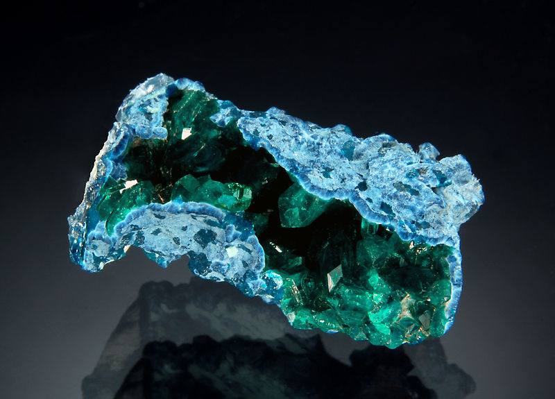 TN452 Dioptase - Kaokoveld Plateau, Namibia.jpg