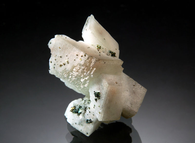 TN466 Dolomite - Asarco Aquarius Mine, Timmins, Ontario, Canada.jpg