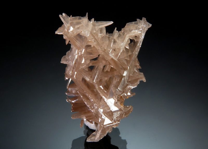 TN498 Cerussite - Nakhlak Mine, Anarak District, Iran.jpg