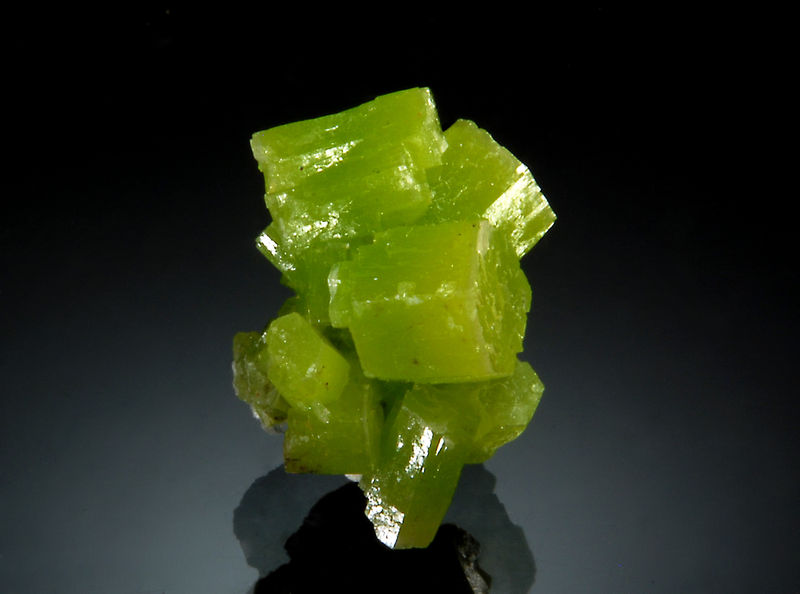 TN503 Pyromorphite - San Andres Mine, Cordoba, Spain.jpg