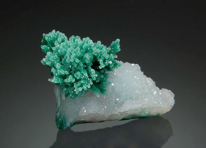 TN674 Quartz on malachite - San Manuel Mine, San Manuel, Arizona.jpg