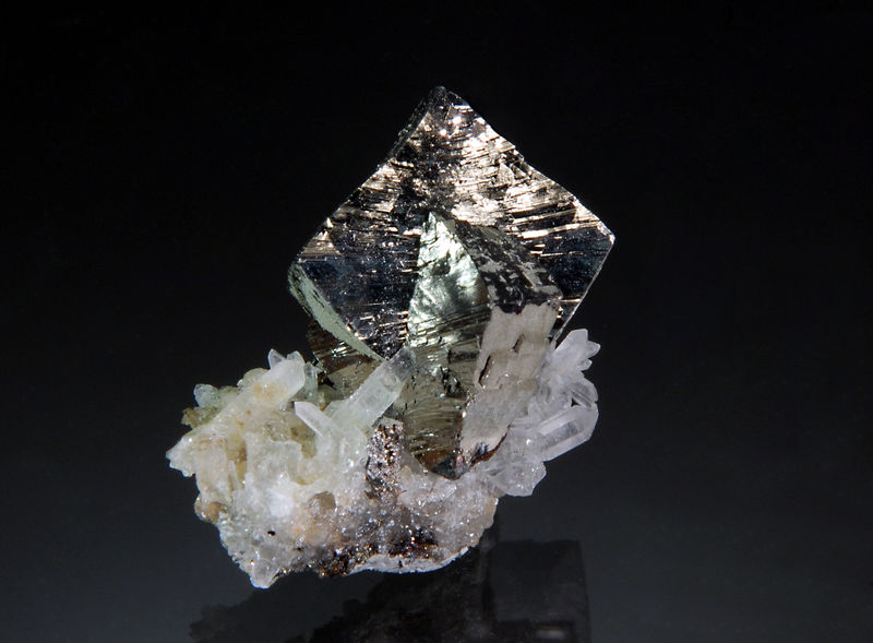 TN716 Arsenopyrite - Dal'Negorsk, Primorskiy Kray, Russia.jpg