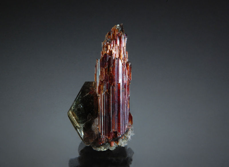 TN738 Rutile - Shelby, Cleveland County, North Carolina.jpg