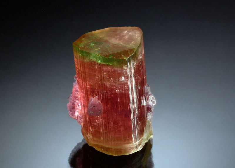 TN747 Elbaite - Himalaya Mine, San Diego County, California.jpg