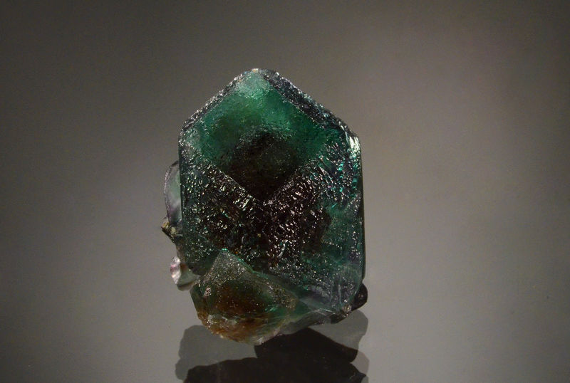 TN906 Fluorite - Erongo Mts., Erongo Region, Namibia (2).jpg