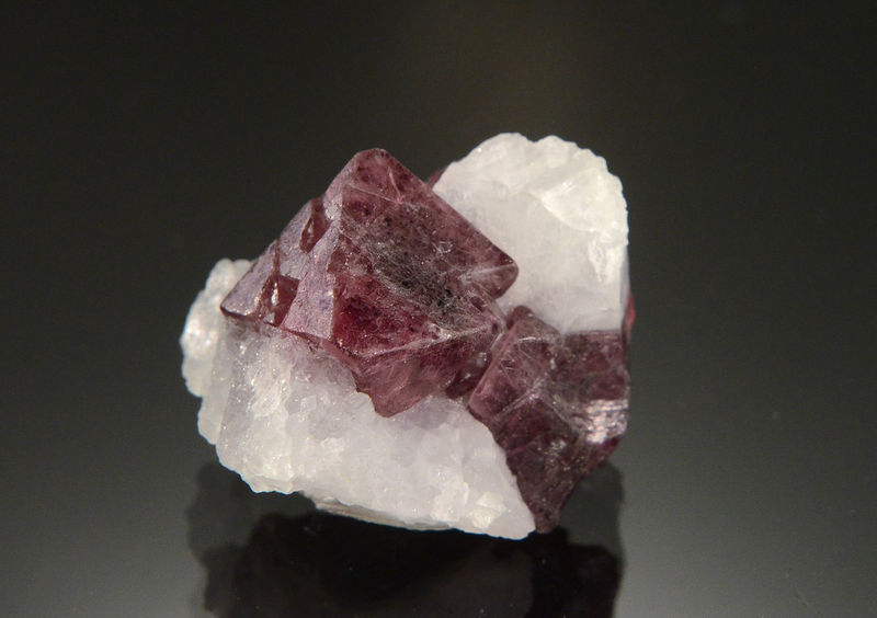 TN 894 Spinel - Mahenge, Morogoro Region, Tanzania.jpg
