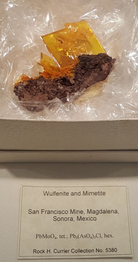 Top 9 - Rock Currier Wulfenite.jpg