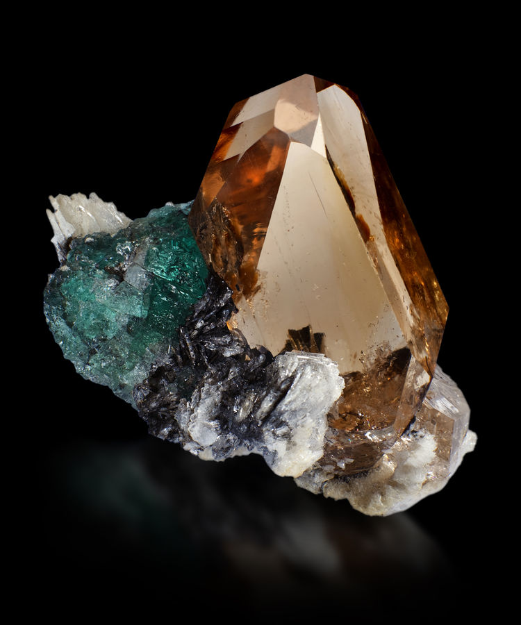 Topaz-Dassu_Braldu Valley_Skardu District_Baltistan_Gilgit-Baltistan_Pakistan-1158-2.jpg