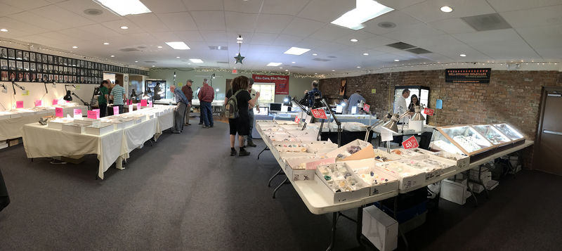 Tucson 2017 - The Satellite mni-shows (7).jpg
