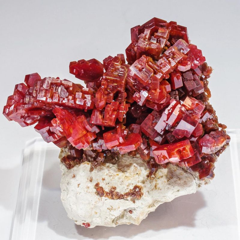 Vanadinite - Coud'a_Drâa-Tafilalet_Region_Morocco.jpg