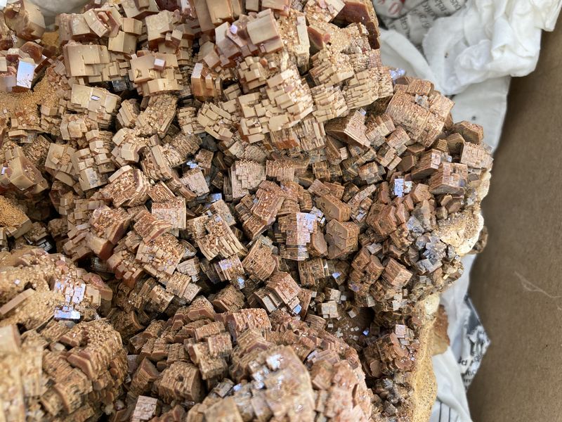 Vanadinite, Morocco (2b).JPG