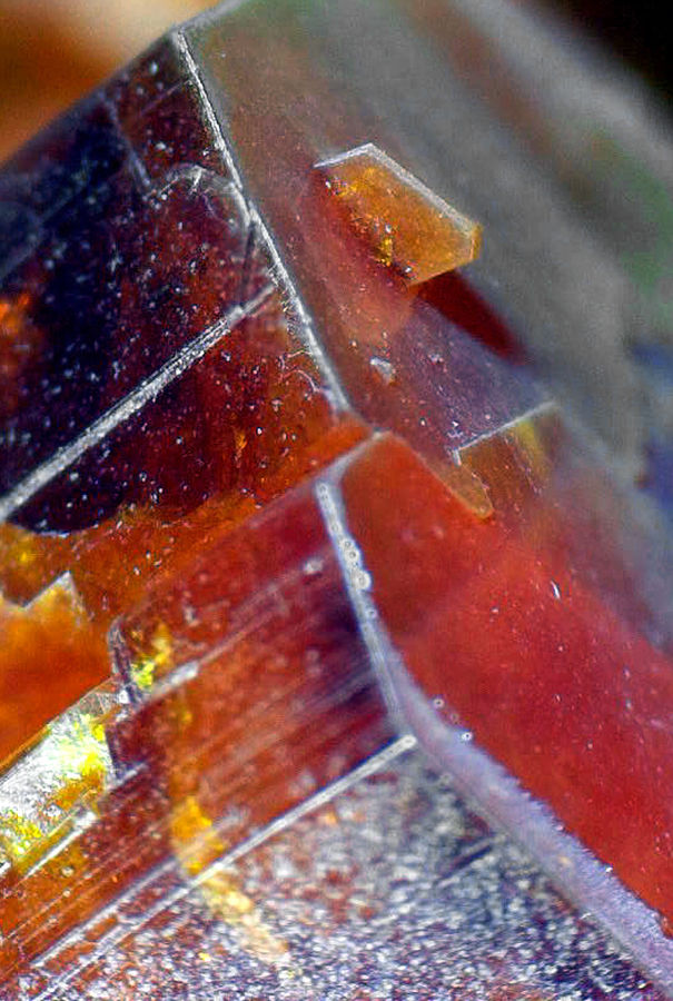 VANADINITE UNDER THE SCOPE 5.jpg