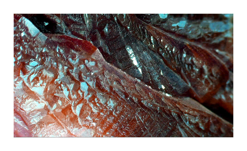 Vananidite - UNDER THE MICROSCOPE 2.JPG