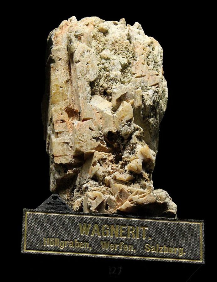 Wagnerit Höllgraben, Werfen, Sbg. ca. 13 cm IMG_1812.JPG