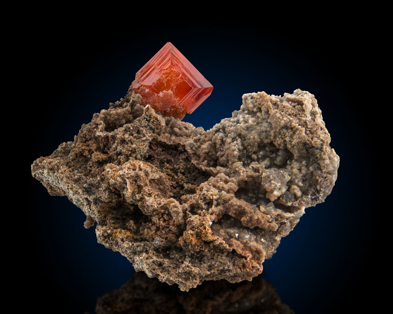 Wulfenite-MIM_Museum(1726).jpg