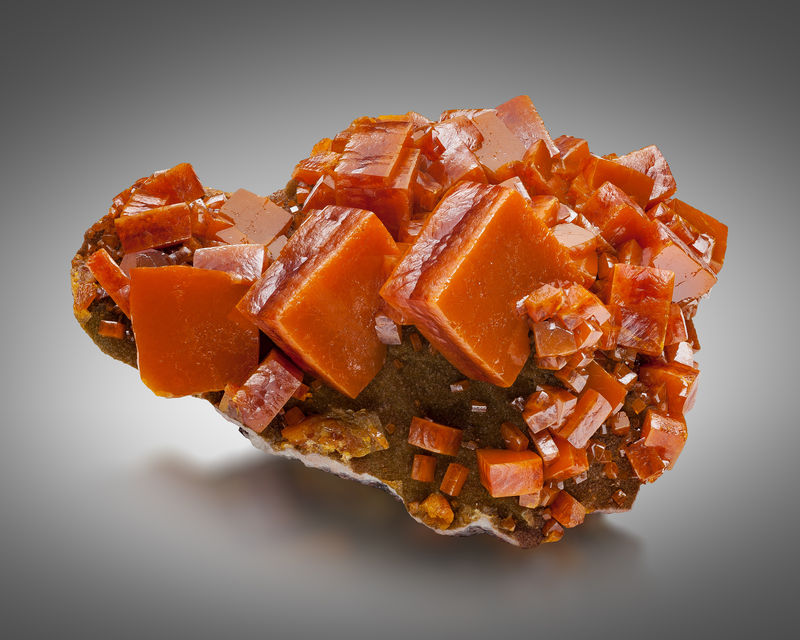 Wulfenite-MIM_Museum(2055).jpg