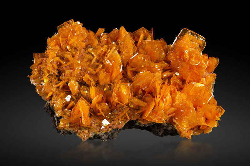 Wulfenite-MIM_Museum(2071).jpg