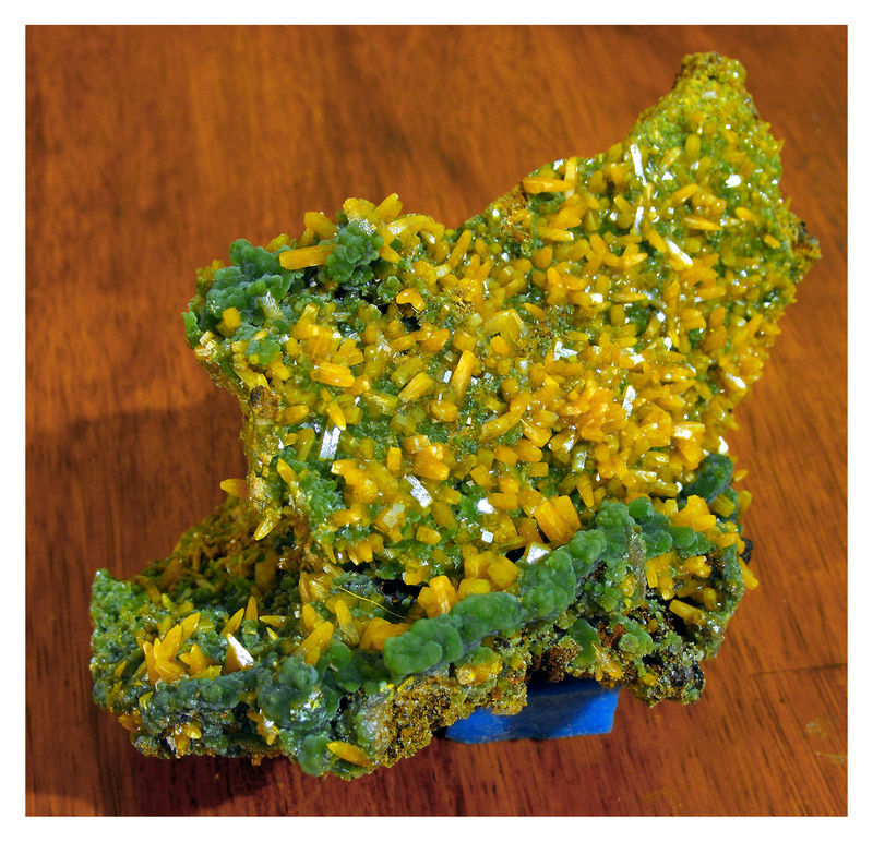 Wulfenite with Mimetite - 1.jpg