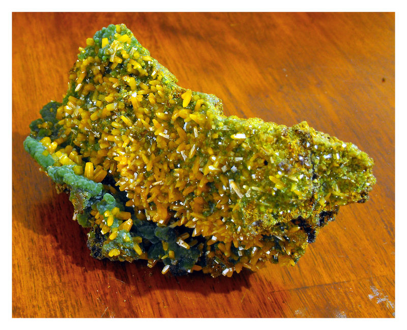 Wulfenite with Mimetite - 3.jpg