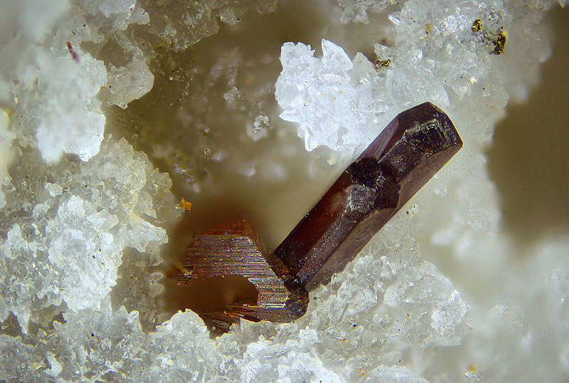 Xanthokon Pyrargyrit Nová Bana, Banska Bystrica, SK BB 2,55 mm 127 stacks fc.jpg