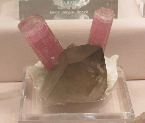 Tucson 2010 - Elbaite with smoky Quartz.jpg