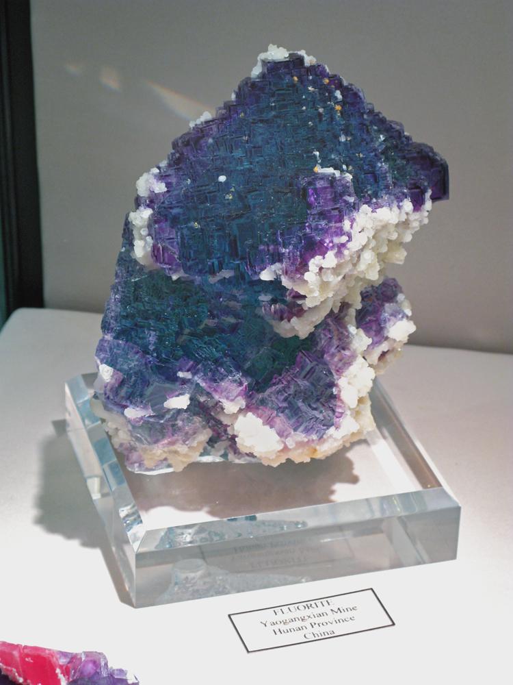 Tucson 2011 - Fluorite Yaogangxian Mine China.jpg