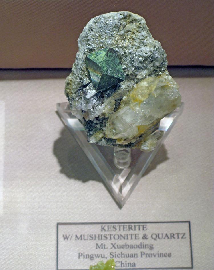 Tucson 2011 - Kësterite China.jpg