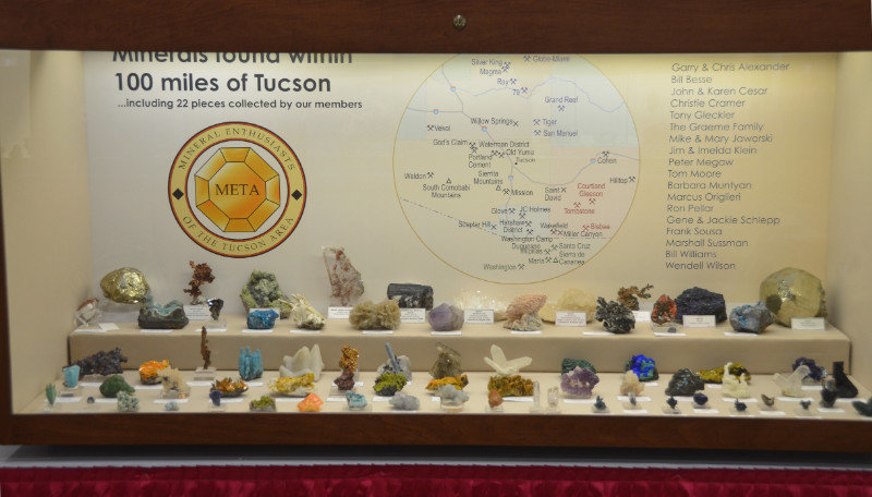 Tucson 2018 - The display cases in the Main (25).jpg