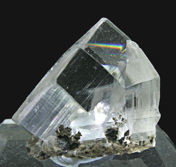 Twinned Calcite Wuzhou Mine China.jpg