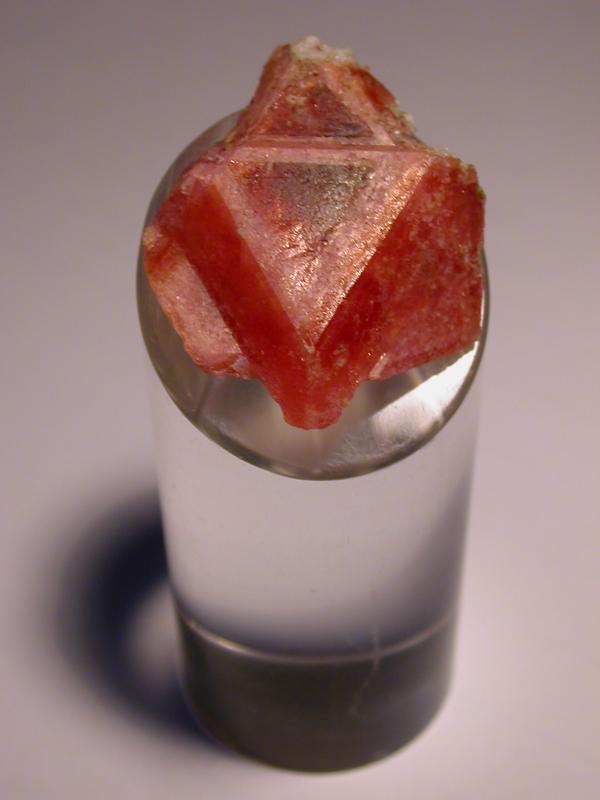 Twinned Rhodochrosite-St. Hilaire.JPG