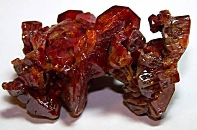 Vanadinite.jpg