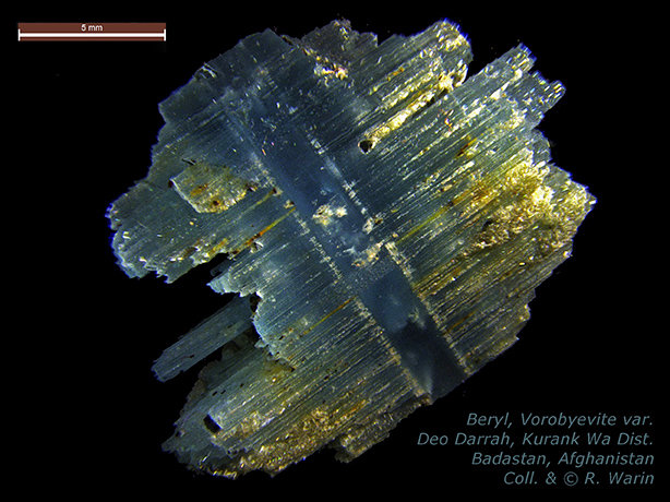 Vorobyevite#3-spots lateraux_R.jpg