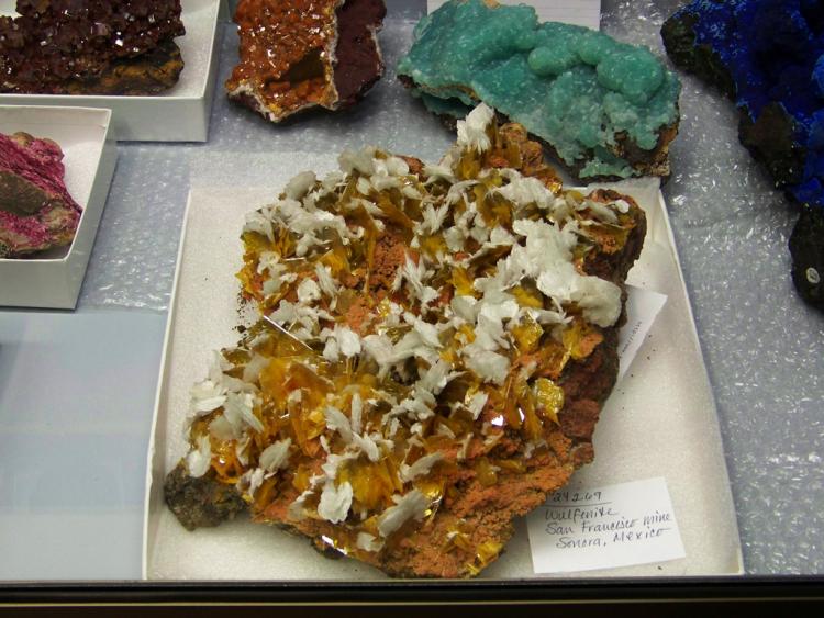 wulfenite.jpg