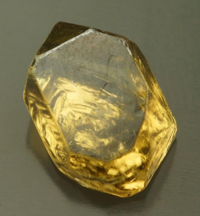 Zircon Burma 1.jpg